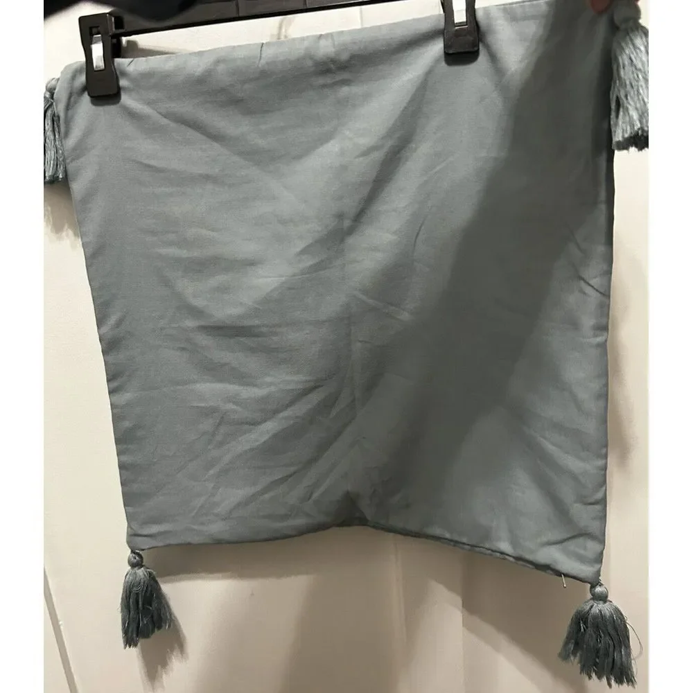 Pottery Barn Dorm‎ Turquoise Ruffle Pillow Cover 18